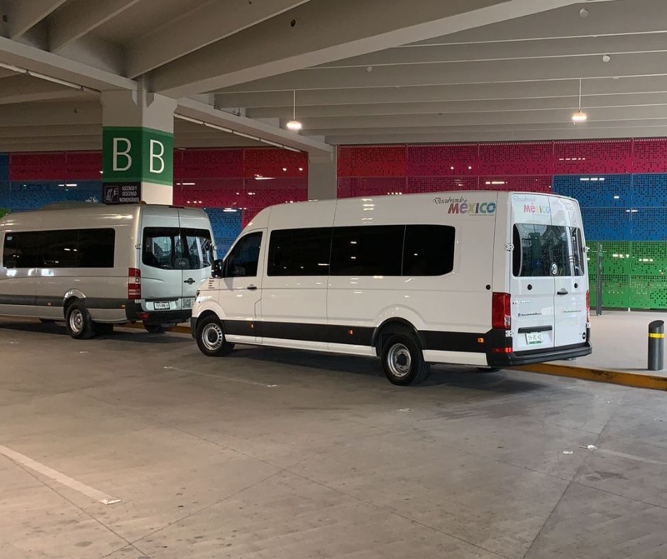 Traslado al aeropuerto de la Ciudad de México al amanecer